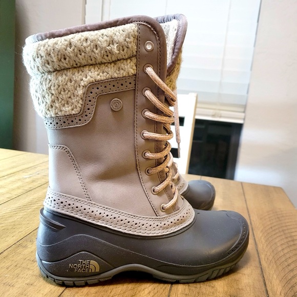 The North Face Shellista Faux Fur Lined Water-proof Lace up Mid Boots, Size 7 - Picture 1 of 8
